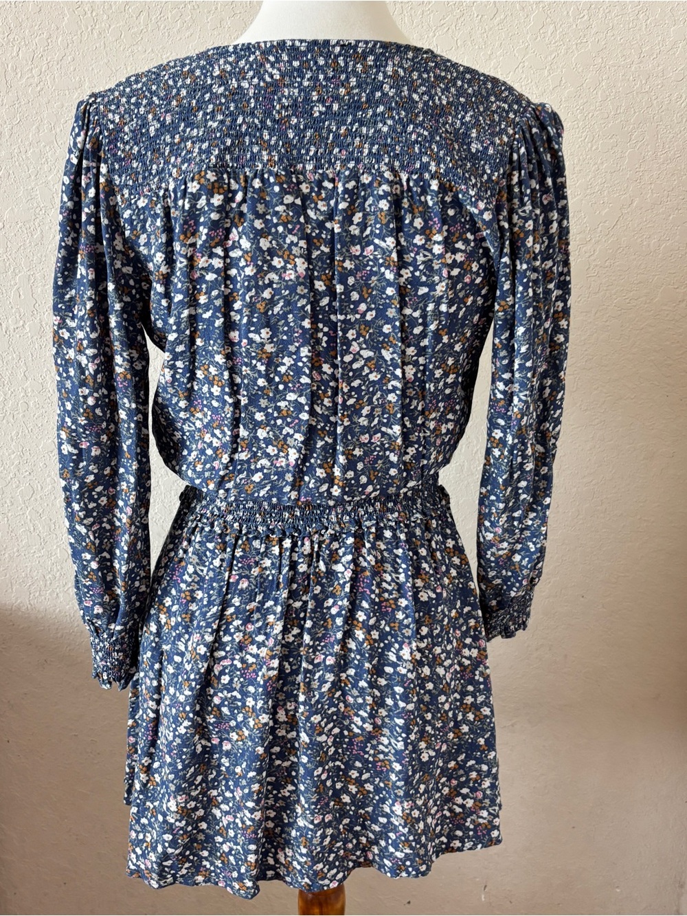 Rails Zana Boho Blue Ditzy Floral Cottagecore Smocked Waist Mini Dress Medium - Picture 5 of 7